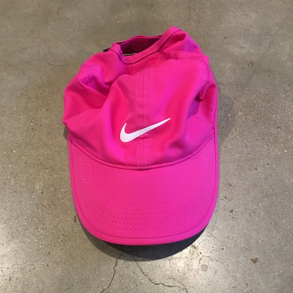 Hot pink nike women’s running Tech hat
